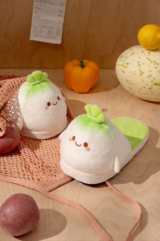 Midori Daikon Plush Slippers