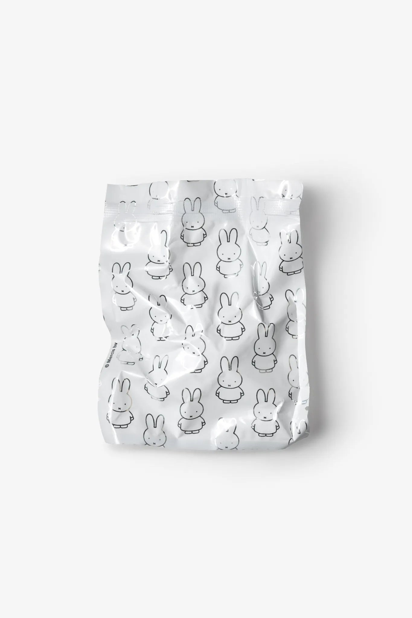 Smoko Miffy & Melanie in the Sky Blind Box Figure