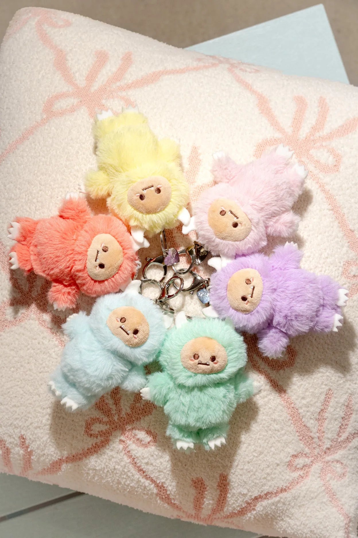 Hank Yeti Goes Pastel Blind Box Bag Charm