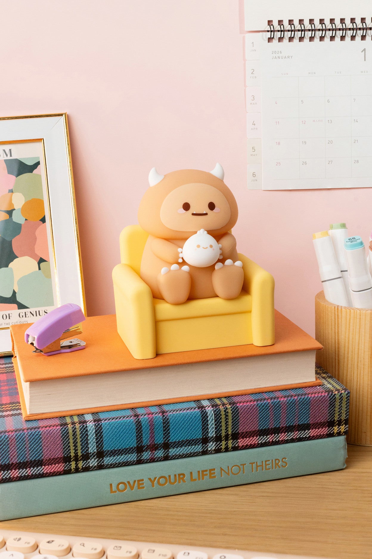 Hank Yeti Mix N Match Couch Ambient Light