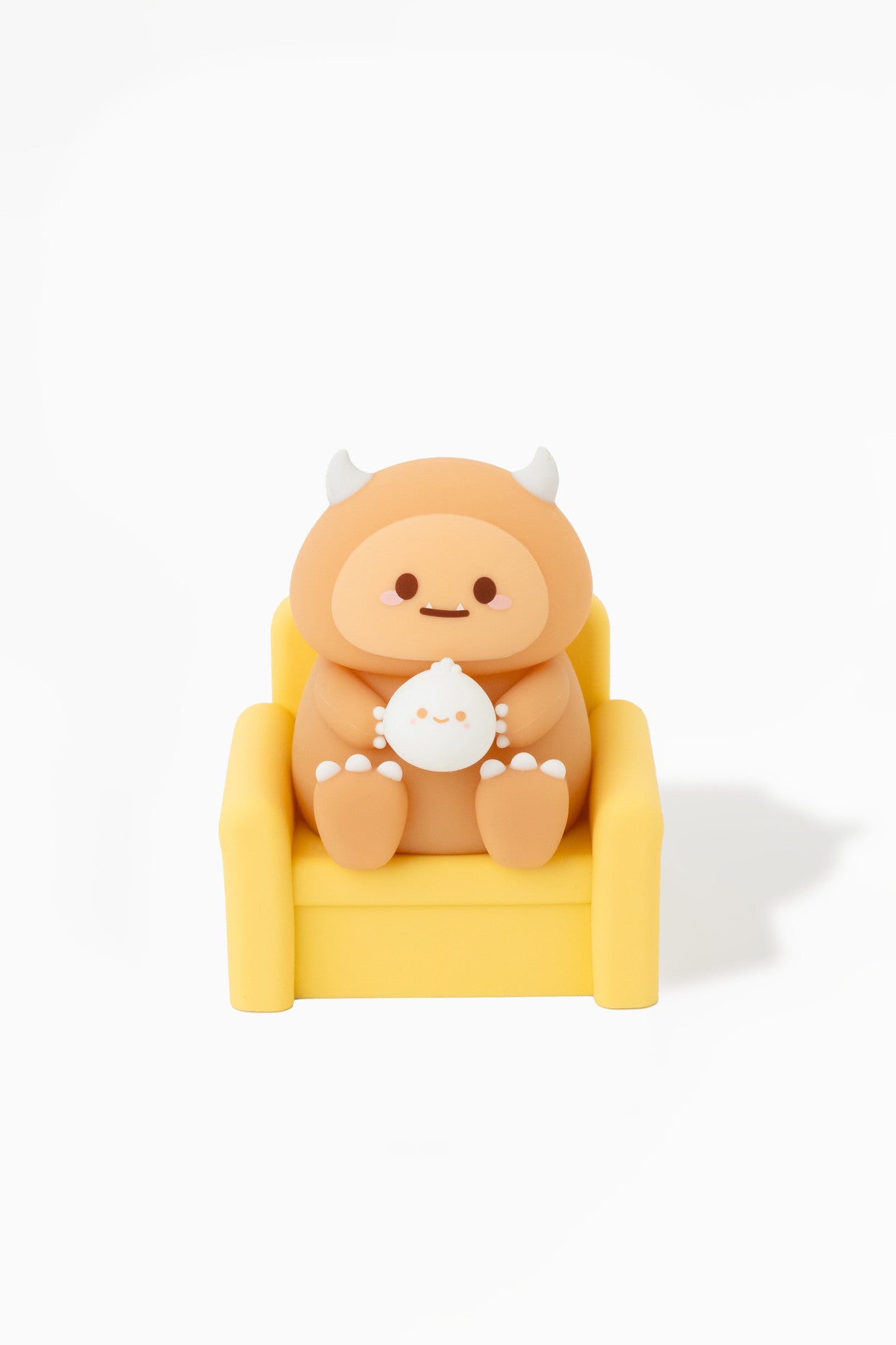 Hank Yeti Mix N Match Couch Ambient Light