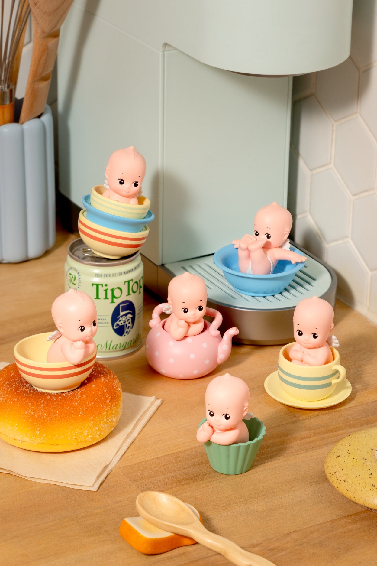 Smoko Kewpie®️ in Cups Blind Box Figure