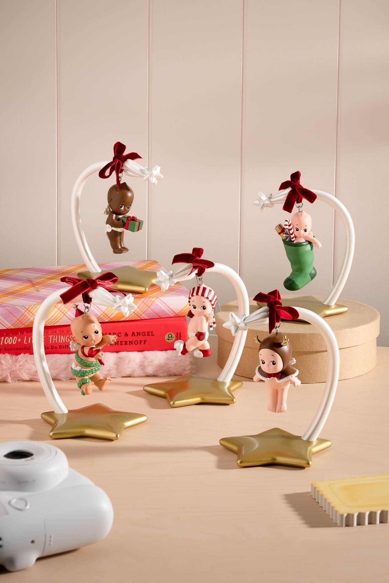 Smoko Kewpie® Holiday Ornament Series Blind Box Figure