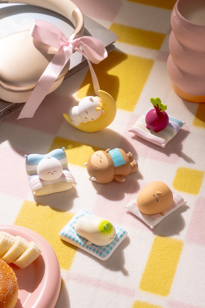 Smoko Friends Sleeping Blind Box Figure