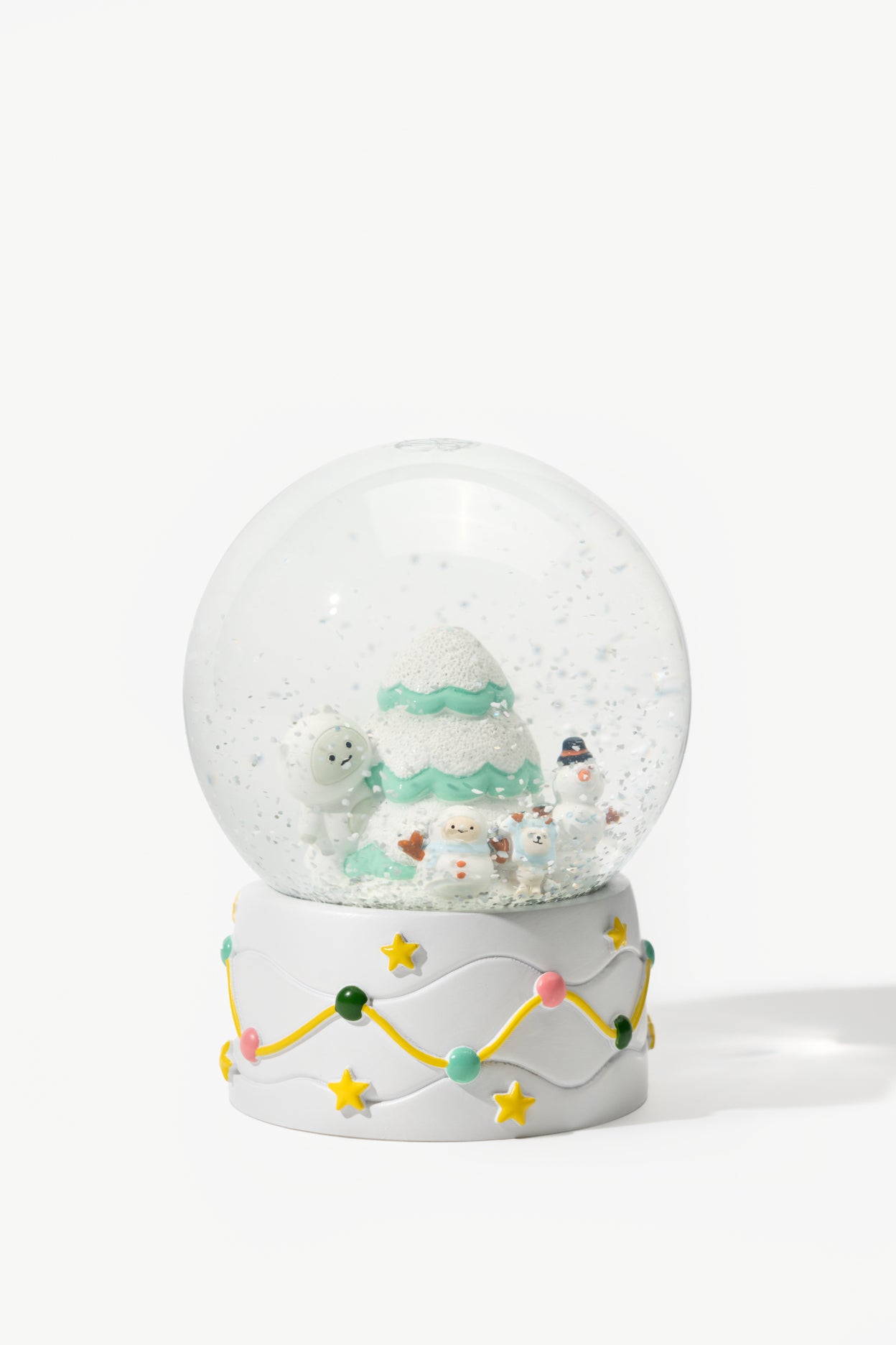 Smoko Friends Winter Wonderland Snow Globe